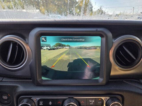 2023 Jeep Gladiator Sport S