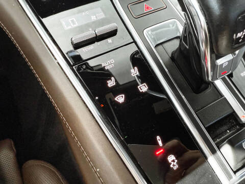 2022 Porsche Panamera 4S E-Hybrid