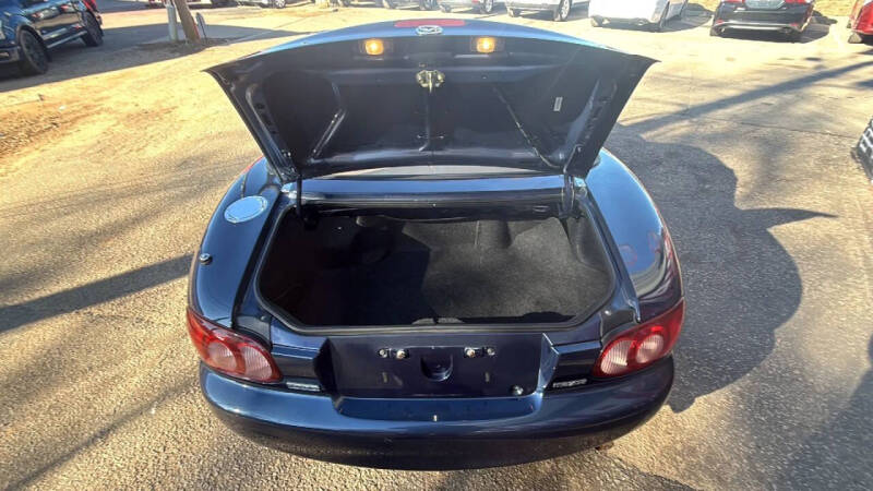 2003 Mazda MX-5 Miata