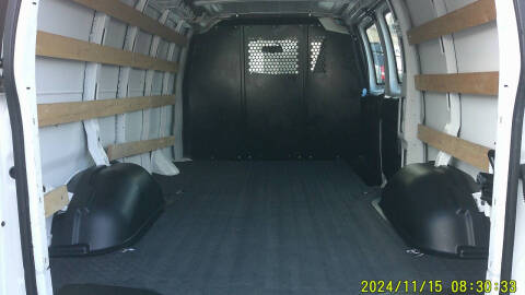 2022 Chevrolet Express 2500