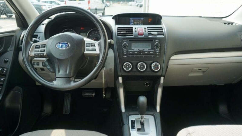 2015 Subaru Forester 2.5i