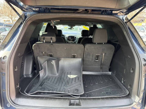 2022 Chevrolet Traverse LT Cloth