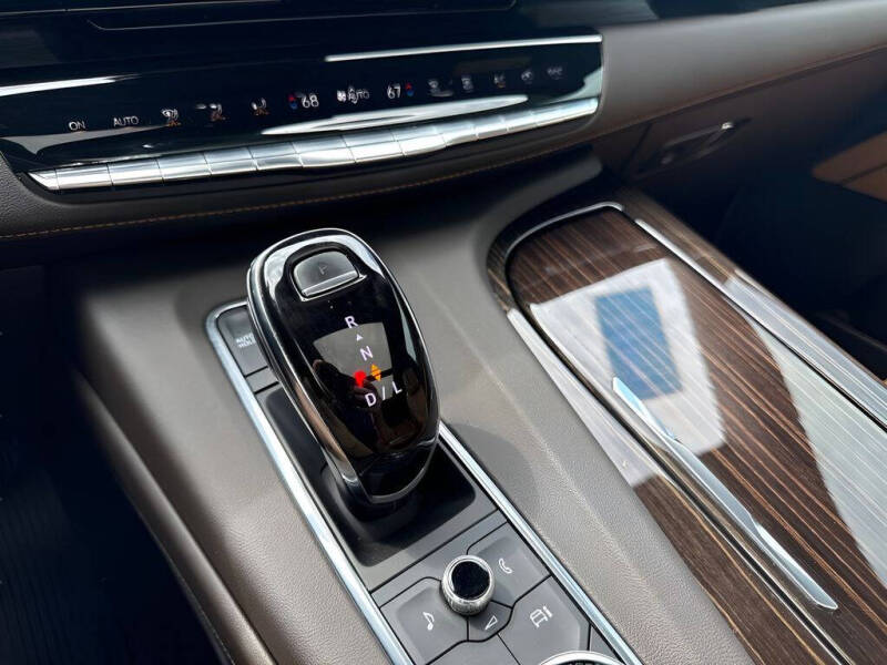 2022 Cadillac Escalade Premium Luxury