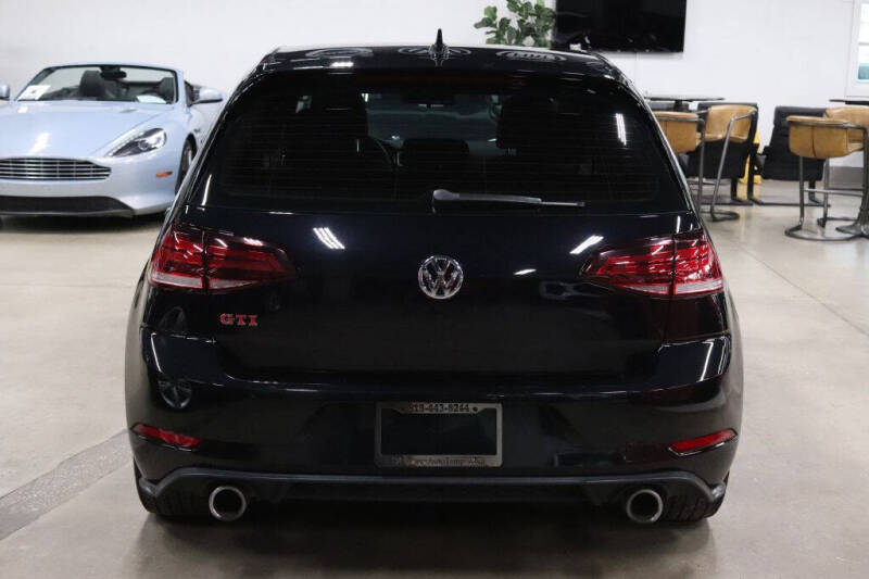 2019 Volkswagen Golf GTI S