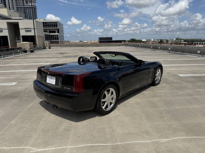 2004 Cadillac XLR