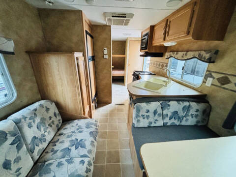 2005 Keystone Hornet 21RSLS