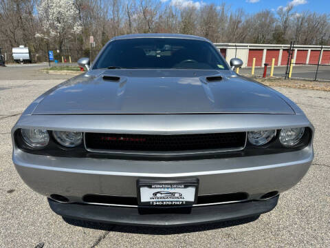 2014 Dodge Challenger SXT Plus
