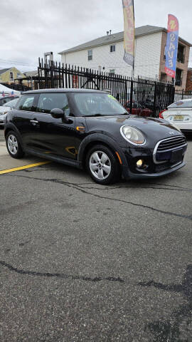 2016 MINI Hardtop 2 Door Cooper