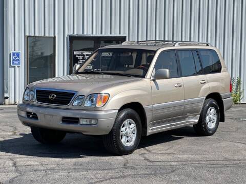 2000 Lexus LX 470 for sale at Town Motors Waukesha in Waukesha WI