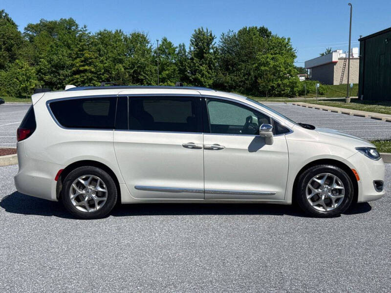2019 Chrysler Pacifica Limited