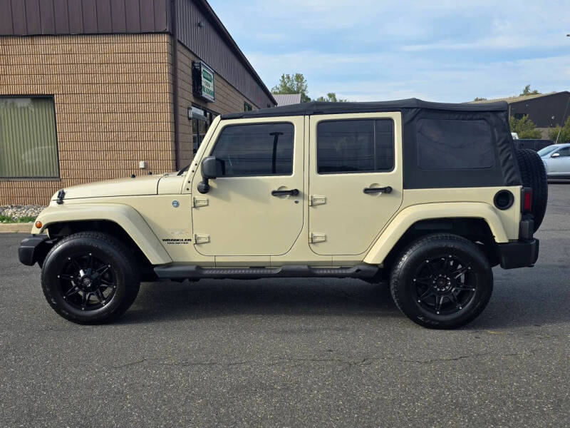 2011 Jeep Wrangler Unlimited Sahara