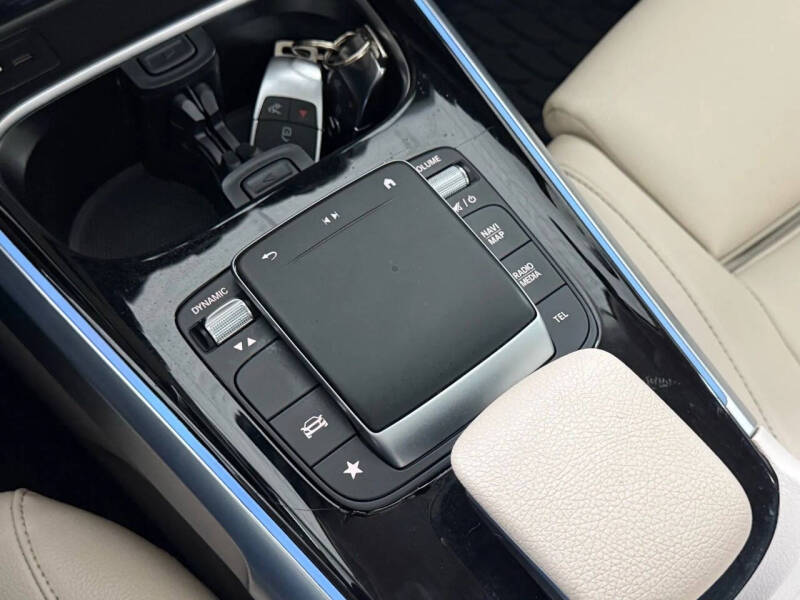 2022 Mercedes-Benz GLB GLB 250