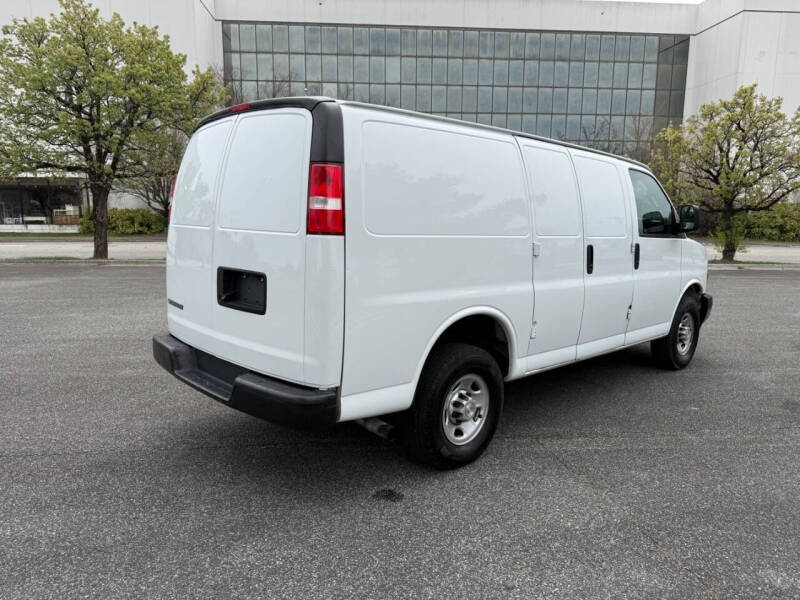 2020 Chevrolet Express 2500