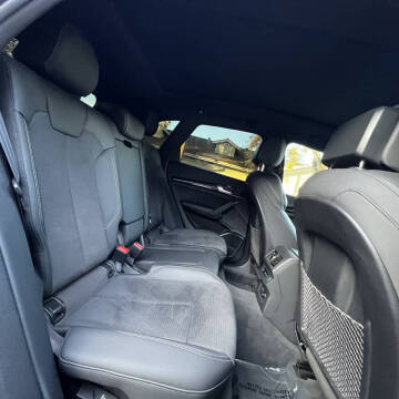 2022 Audi SQ5 3.0T quattro Premium Plus