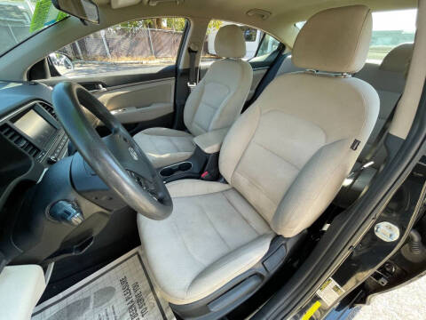 2018 Hyundai Elantra