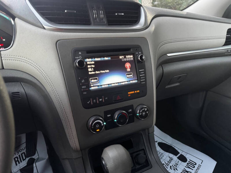 2017 Chevrolet Traverse LS