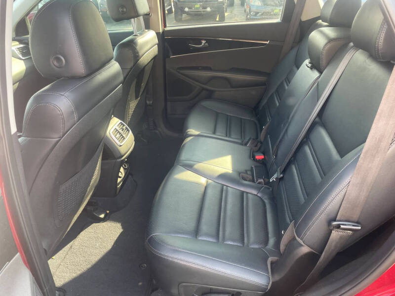 2020 Kia Sorento EX V6