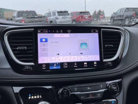 2022 Chrysler Pacifica Touring