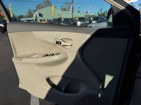 2009 Toyota Corolla LE