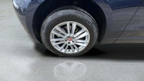 2017 Jaguar F-PACE 35t Prestige