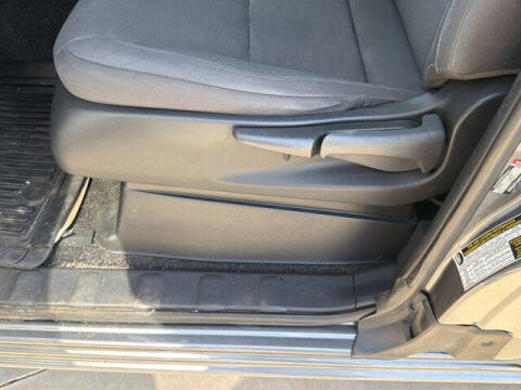 2023 Nissan Frontier S