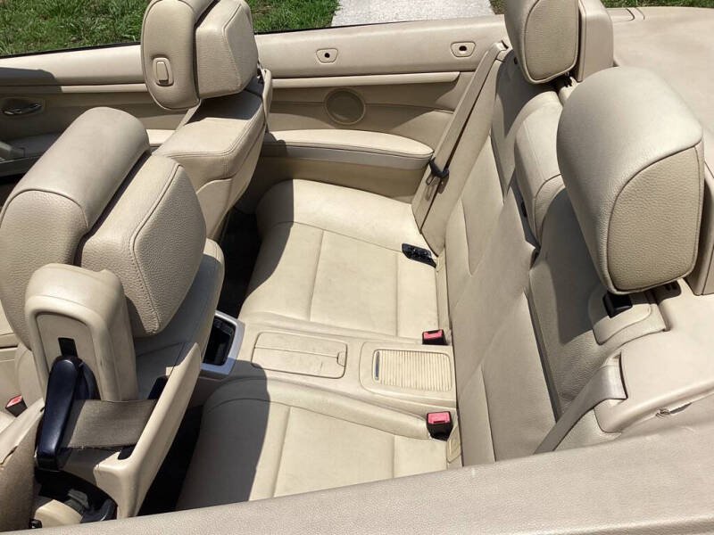 2011 BMW 3 Series 328i