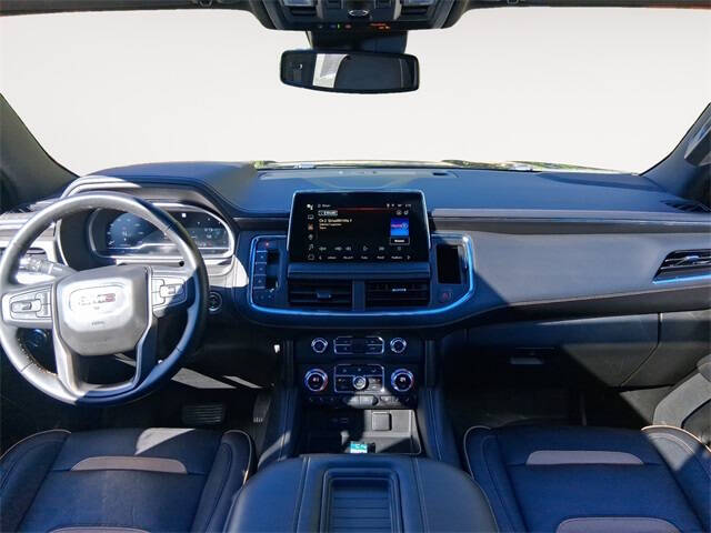 2023 GMC Yukon XL AT4