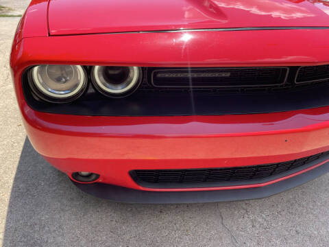 2018 Dodge Challenger SXT Plus