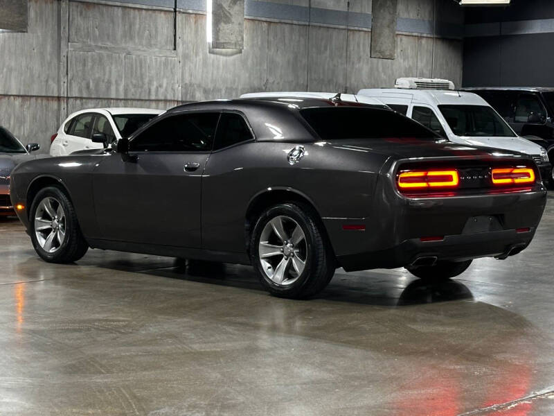 2015 Dodge Challenger SXT