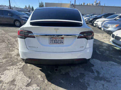 2016 Tesla Model X 90D