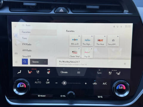 2023 Lexus RZ 450e Luxury