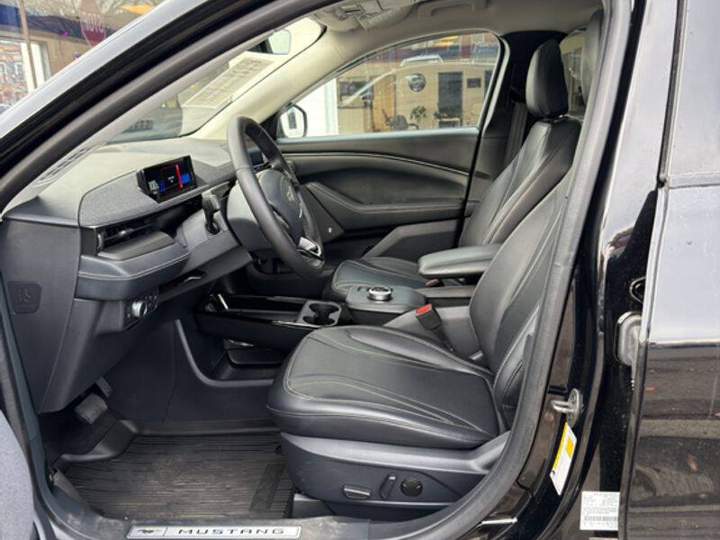2021 Ford Mustang Mach-E Premium