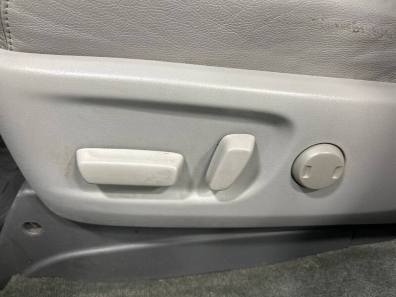 2015 Toyota Sienna XLE 8-Passenger