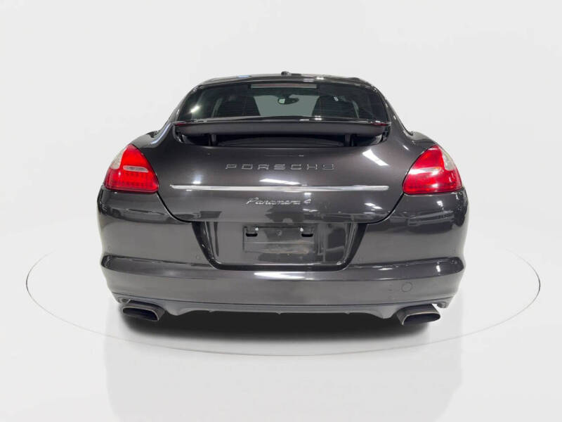 2011 Porsche Panamera