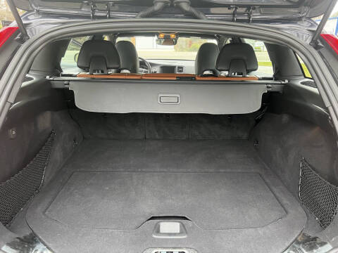 2017 Volvo V60 T5 Platinum