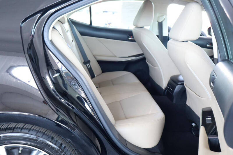 2020 Lexus IS 300