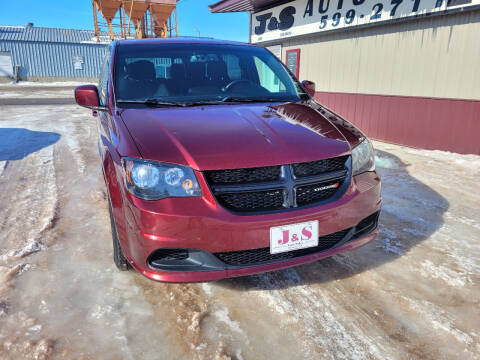 2017 Dodge Grand Caravan for sale at J & S Auto Sales in Thompson ND