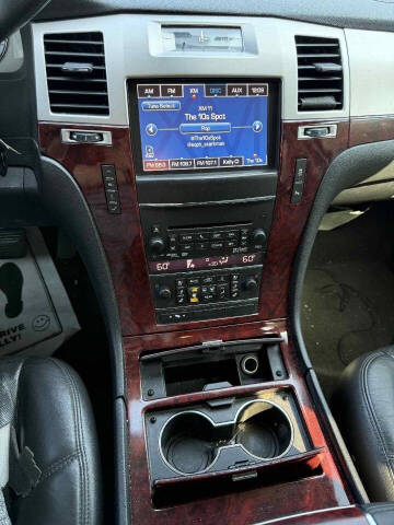 2014 Cadillac Escalade ESV Luxury