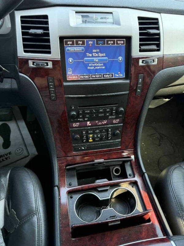 2014 Cadillac Escalade ESV Luxury