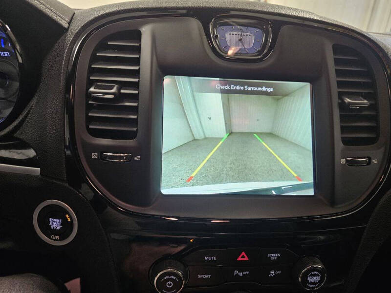 2023 Chrysler 300 S V6