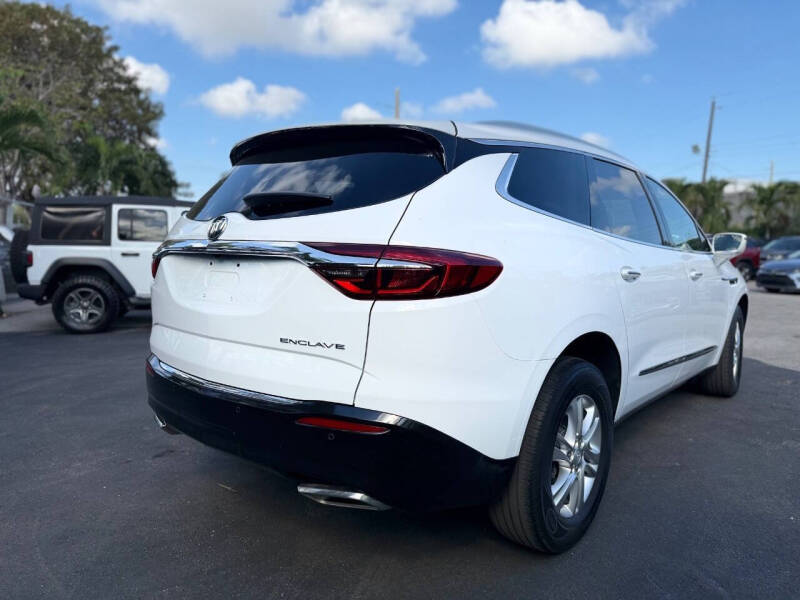 2019 Buick Enclave Essence