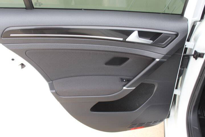 2016 Volkswagen Golf GTI S