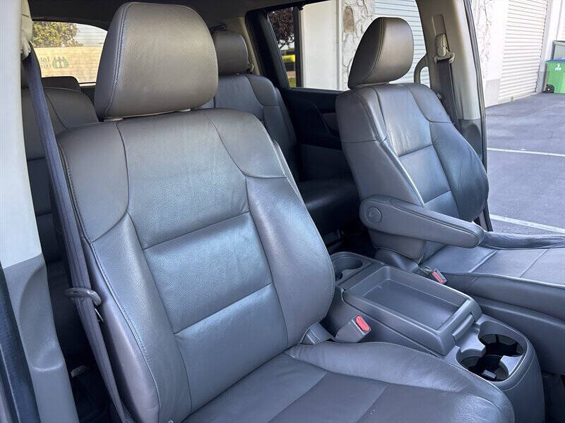 2012 Honda Odyssey Touring Elite