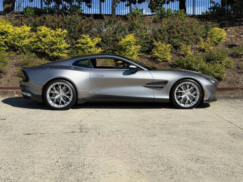 2025 Aston Martin Vanquish