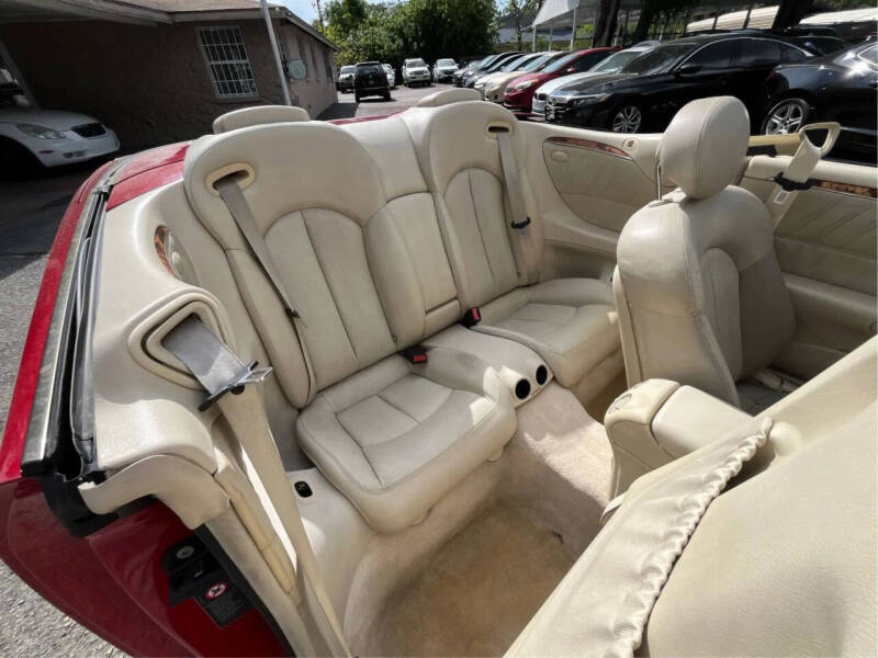 2005 Mercedes-Benz CLK CLK 320