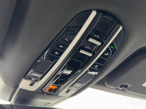 2022 Porsche Panamera 4S E-Hybrid