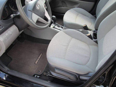 2014 Hyundai Accent GLS