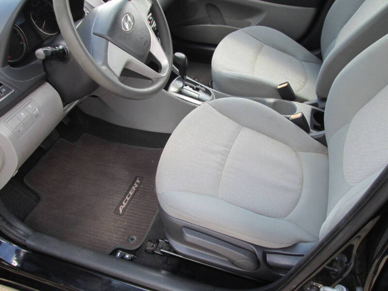 2014 Hyundai Accent GLS