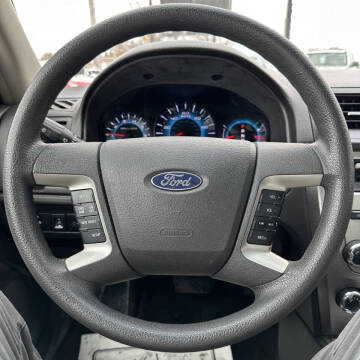 2012 Ford Fusion SE