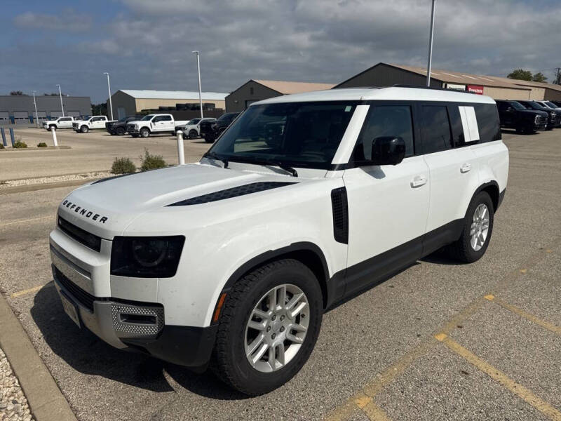 2025 Land Rover Defender 130 P300 S